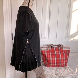 Garcia Black Blouse w/pleated side inserts